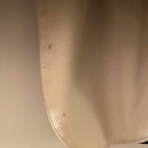 Gibson and Latimer Black Blazer with hot pink and white lining. - Picture 6 of 8